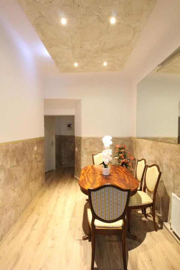 Private Quad Bedroom With Bathroom Rf3 Viyana Dış mekan fotoğraf