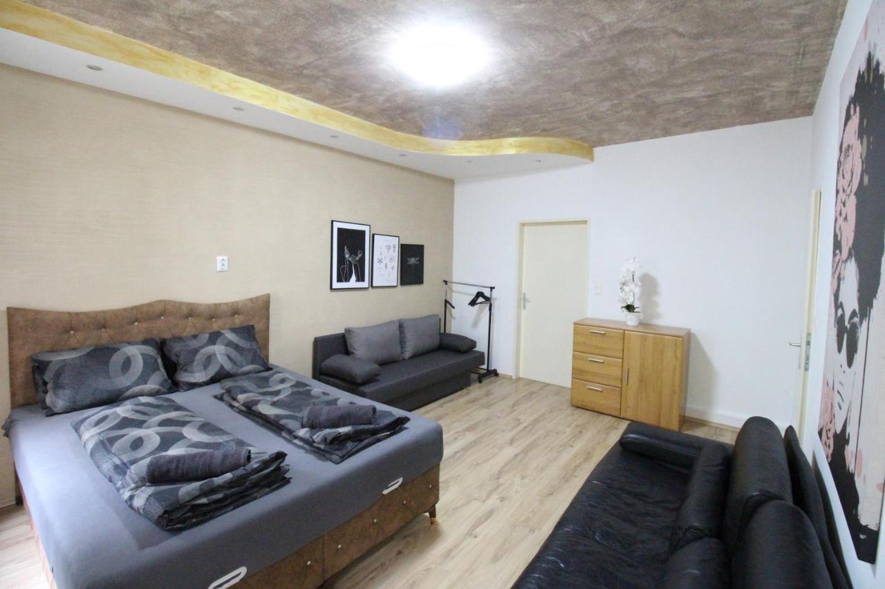 Private Quad Bedroom With Bathroom Rf3 Viyana Dış mekan fotoğraf